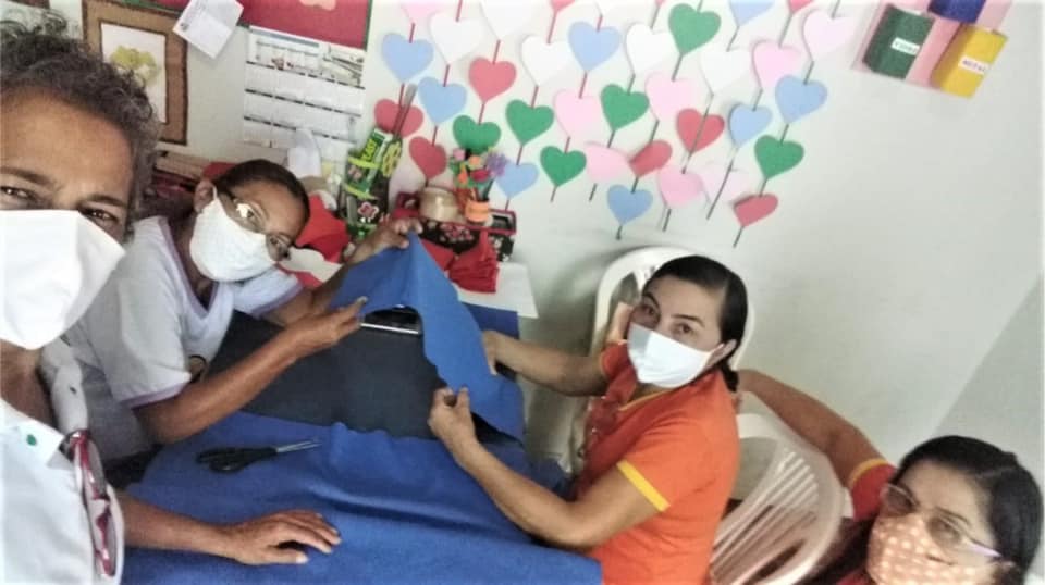 Cras Caeté Realiza Oficina Para O Grupo De Mulheres Para Aprendizagem De Porta Guardanapo.