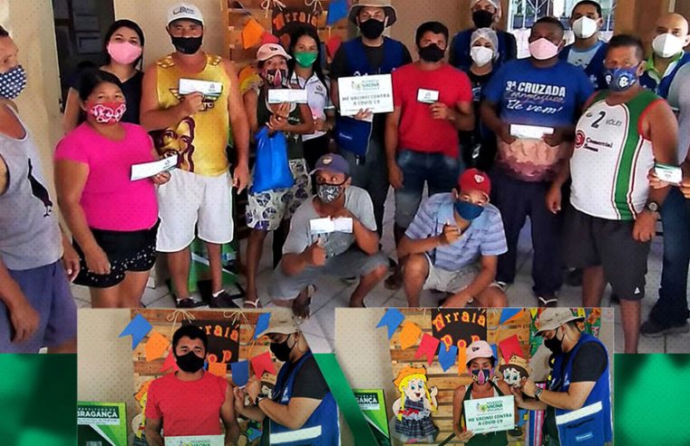 Usuários do Centro POP são vacinados contra a Covid- 19 no município.