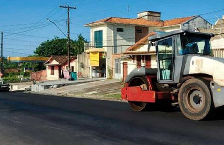 Recapeamento da avenida Cônego Clementino.