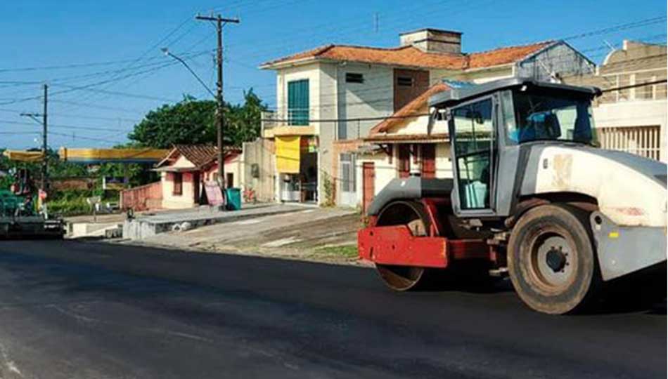 Recapeamento da avenida Cônego Clementino.