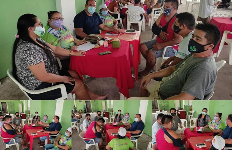 Reunião por meio da Secretaria Municipal de Agricultura e Comissão da Feira da Agricultura Familiar.