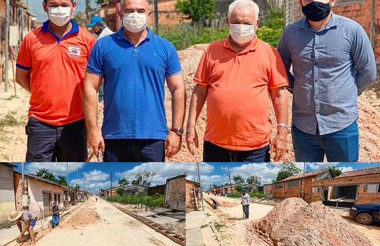 Drenagem e terraplanagem no conjunto Persilândia.