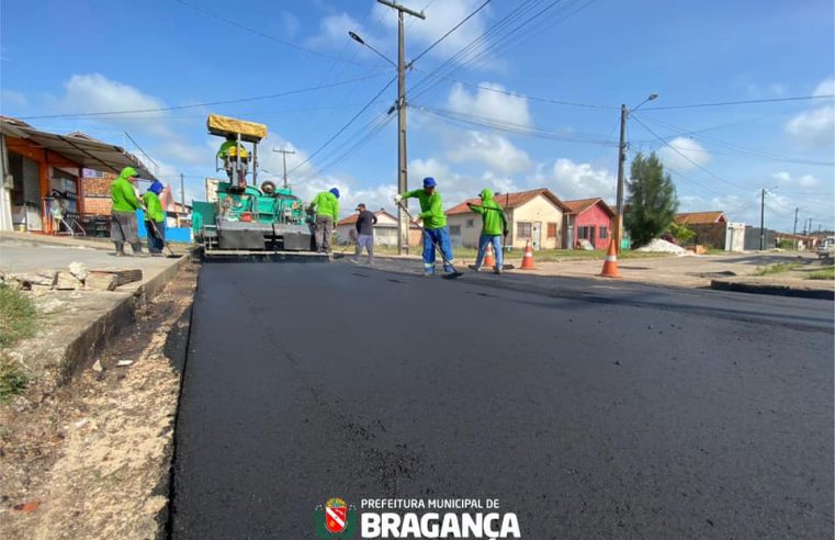 Pavimentação asfáltica no conjunto João Alves da Mota.