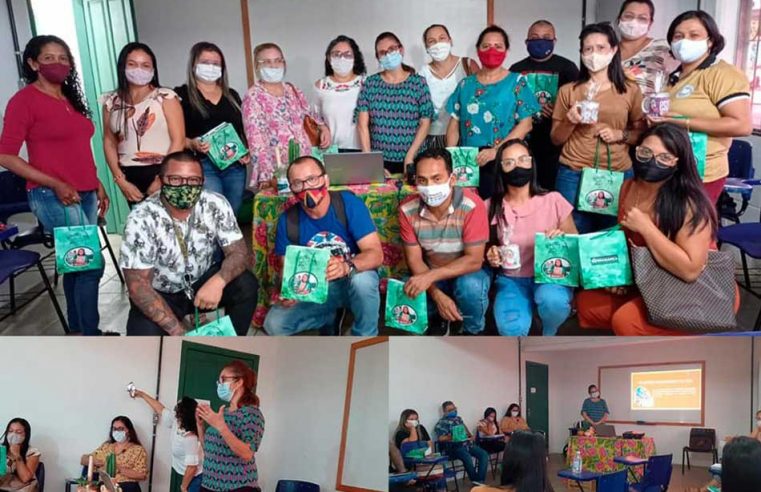 Diálogo sobre os desafios e possibilidades nas práticas curriculares.