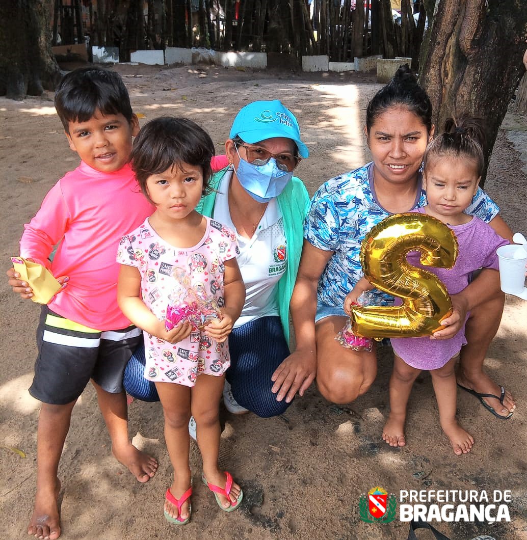 CRIANÇA FELIZ REALIZA A ENTREGA DE BRINDES DA PÁSCOA.