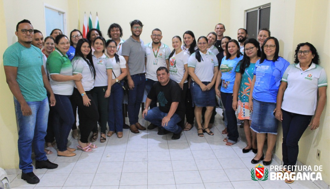 REUNIÃO COM OS FUNCIONÁRIOS DA ASSISTÊNCIA SOCIAL PARA A CRIAÇÃO DO I FÓRUM MUNICIPAL DOS TRABALHADORES DO SUAS.